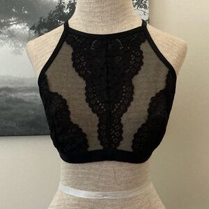 Victoria’s Secret Body by Victoria Convertible Halter Bralette